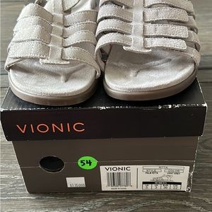 Vionic grey suede sandal Palm Ritta